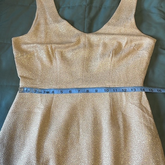 F21 Pink Champagne Dress Medium Open Back Mini Metallic Sparkly NYE Wedding - Picture 15 of 16